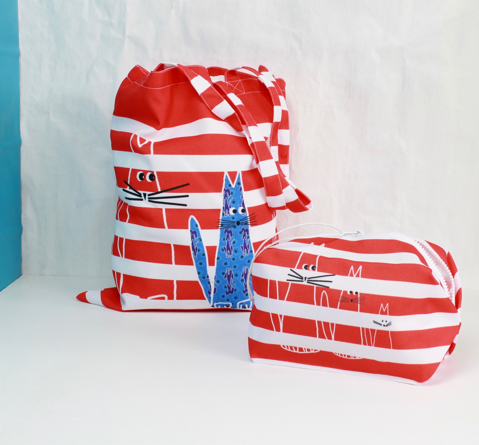 красная полосатая сумка с котами фишкард fishcard tote bag with stripes and cats