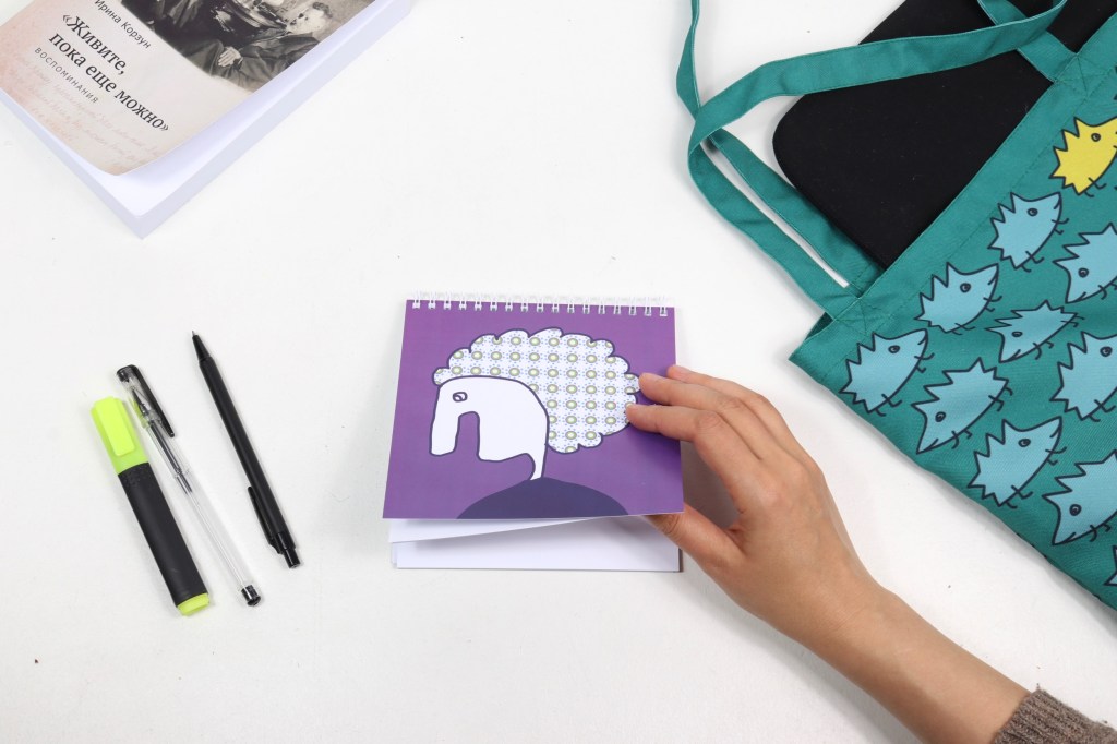 квадратный скетчбук фишкард fishcard sketchbook