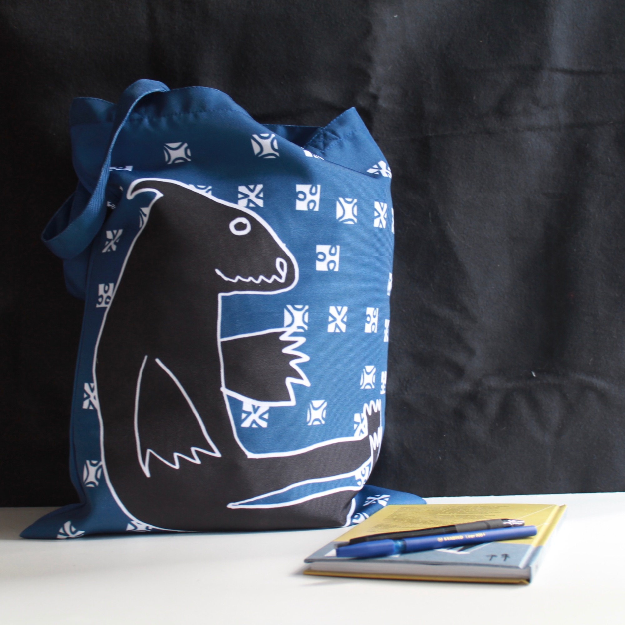 синяя эко сумка для покупок с монстром фишкард fishcard tote bag with monster